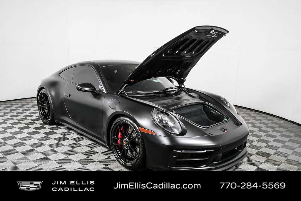 Used 2024 Porsche 911 Carrera GTS image 32