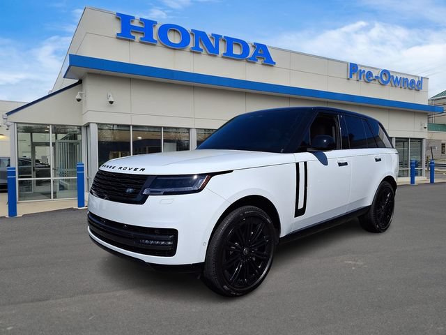 Used 2025 Land Rover Range Rover SE AWD/4WD image 1