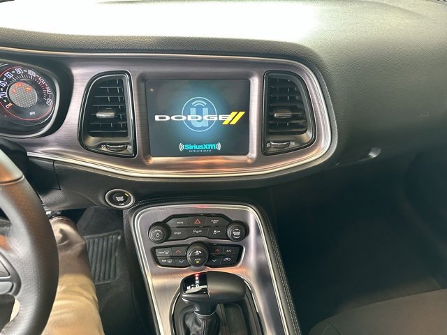 Used 2018 Dodge Challenger R/T w/ Driver Convenience Group image 10