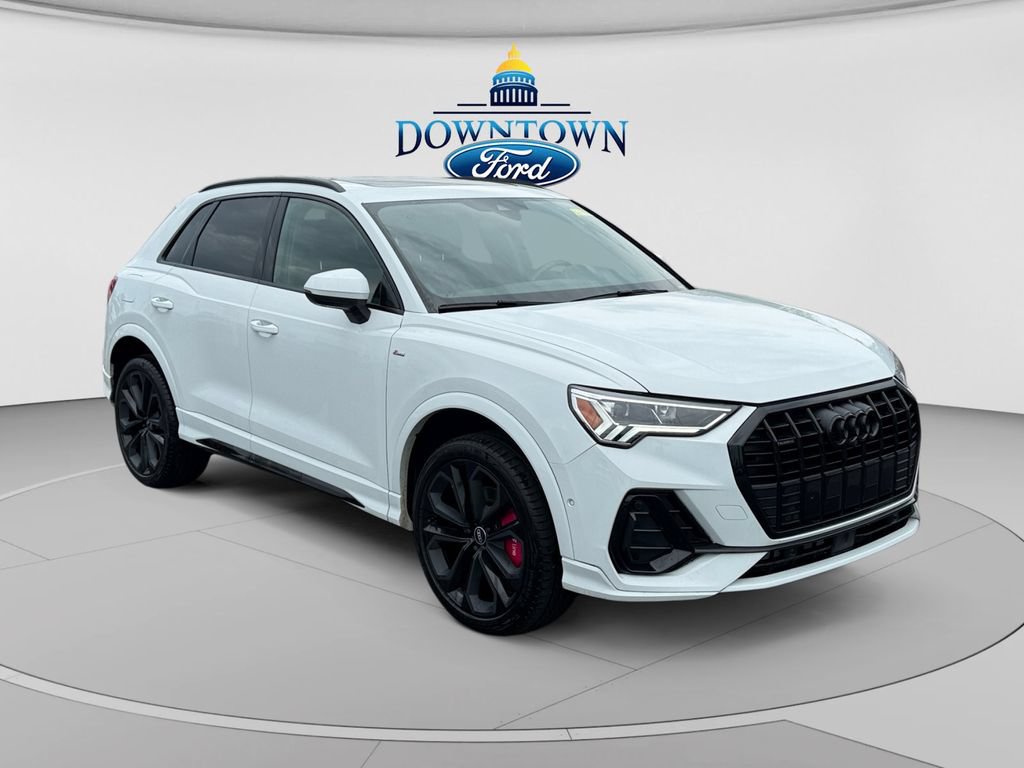 Used 2021 Audi Q3 2.0T Premium Plus w/ Premium Plus Package AWD/4WD image 1