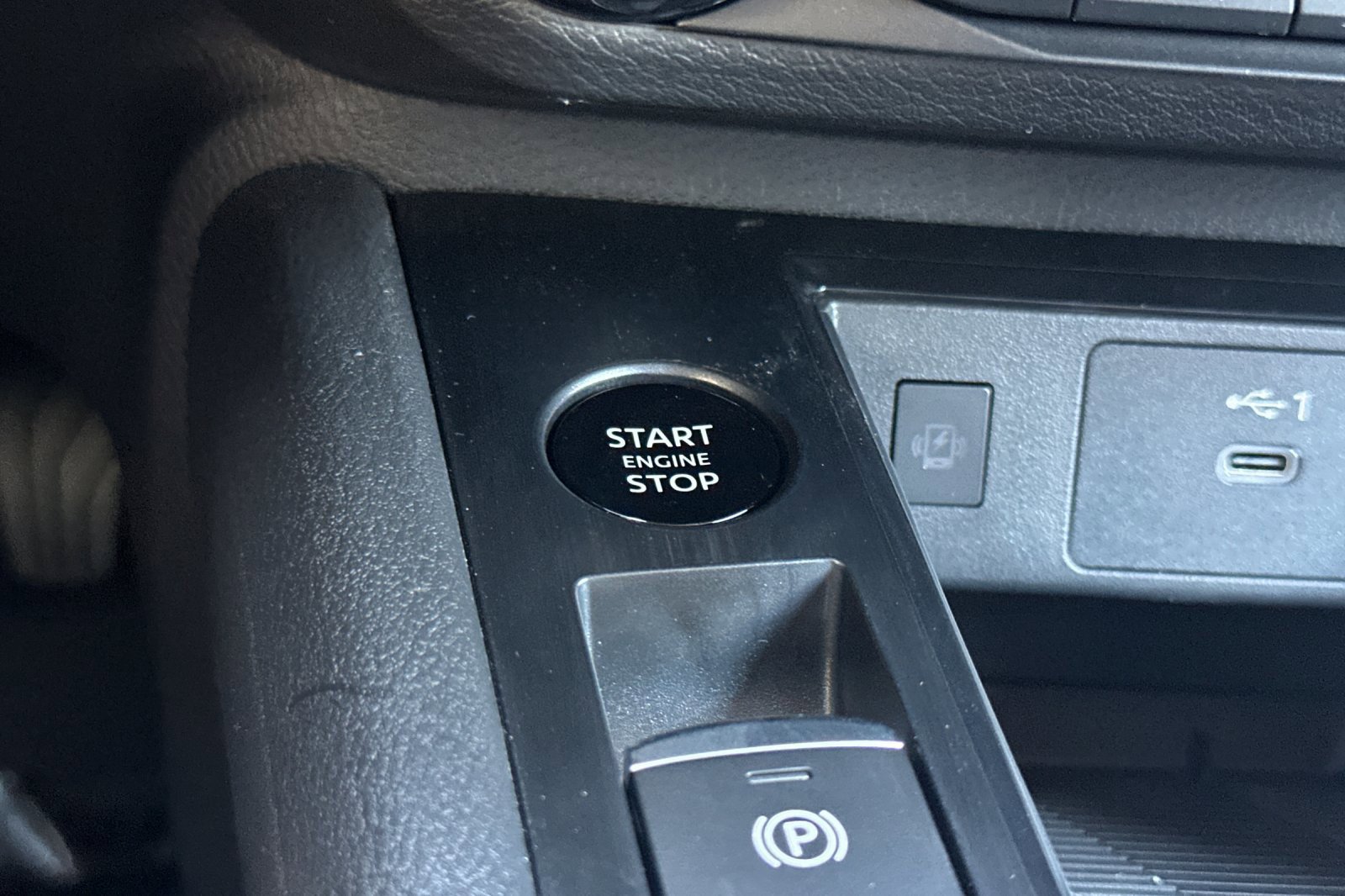 New 2027 Nissan Kicks SV w/ Cold Weather Package FWD image 24