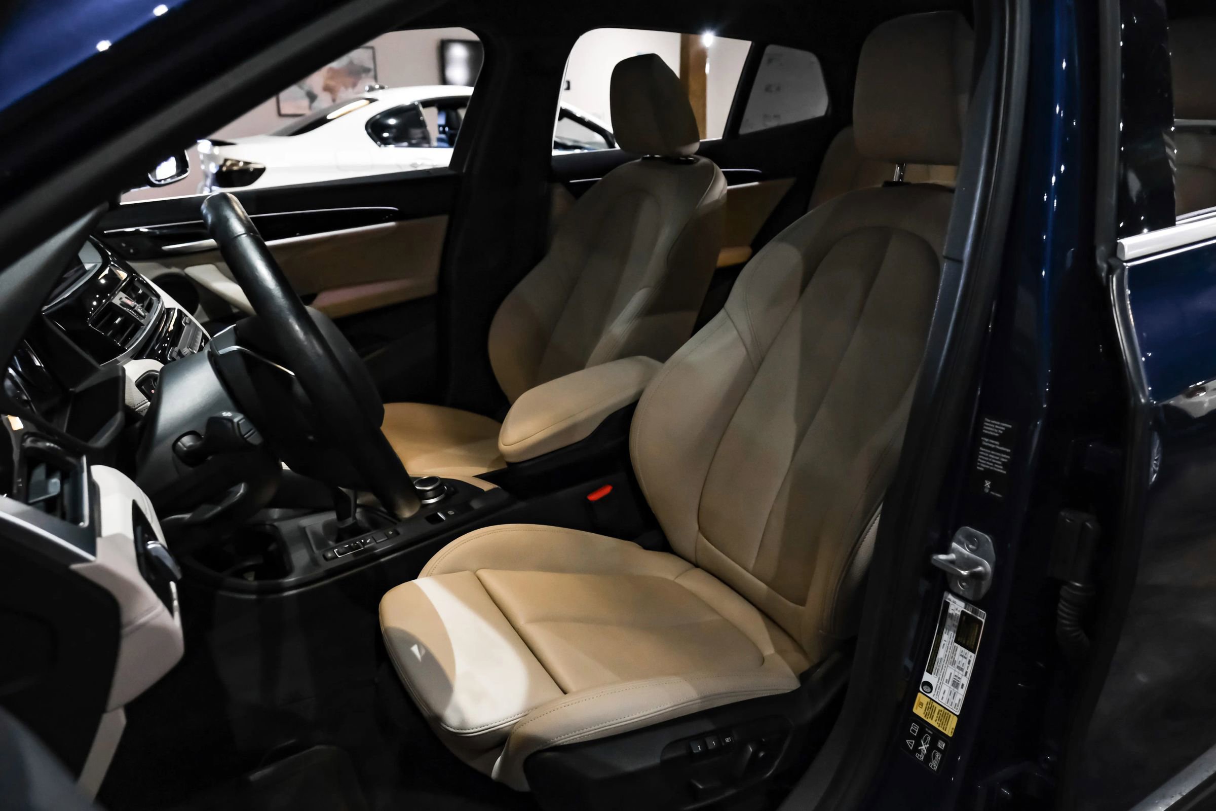 Used 2020 BMW X2 xDrive28i w/ Convenience Package AWD/4WD image 29
