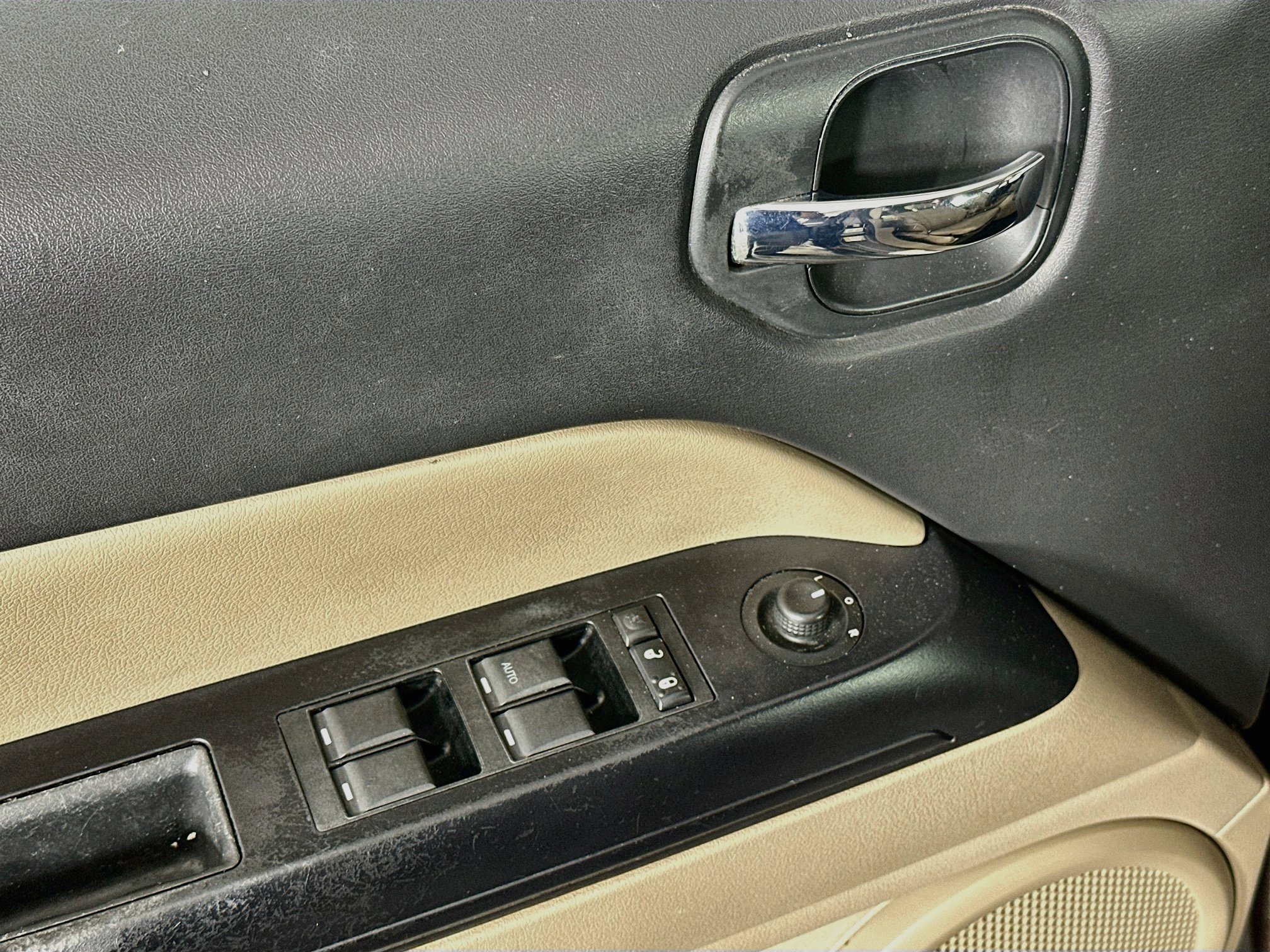 Used 2014 Jeep Patriot Sport w/ Power Value Group FWD image 15