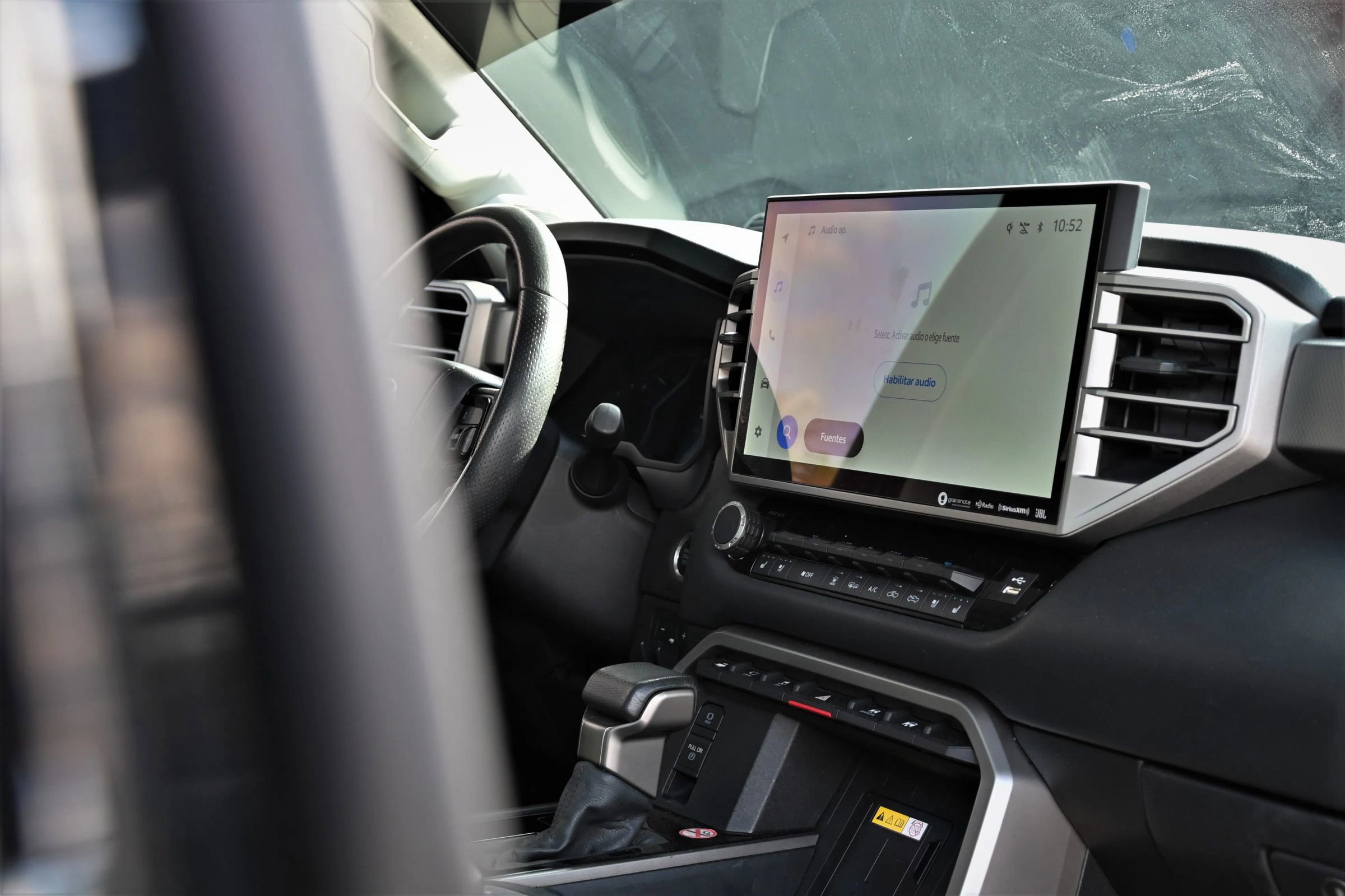 Used 2022 Toyota Tundra Limited image 16