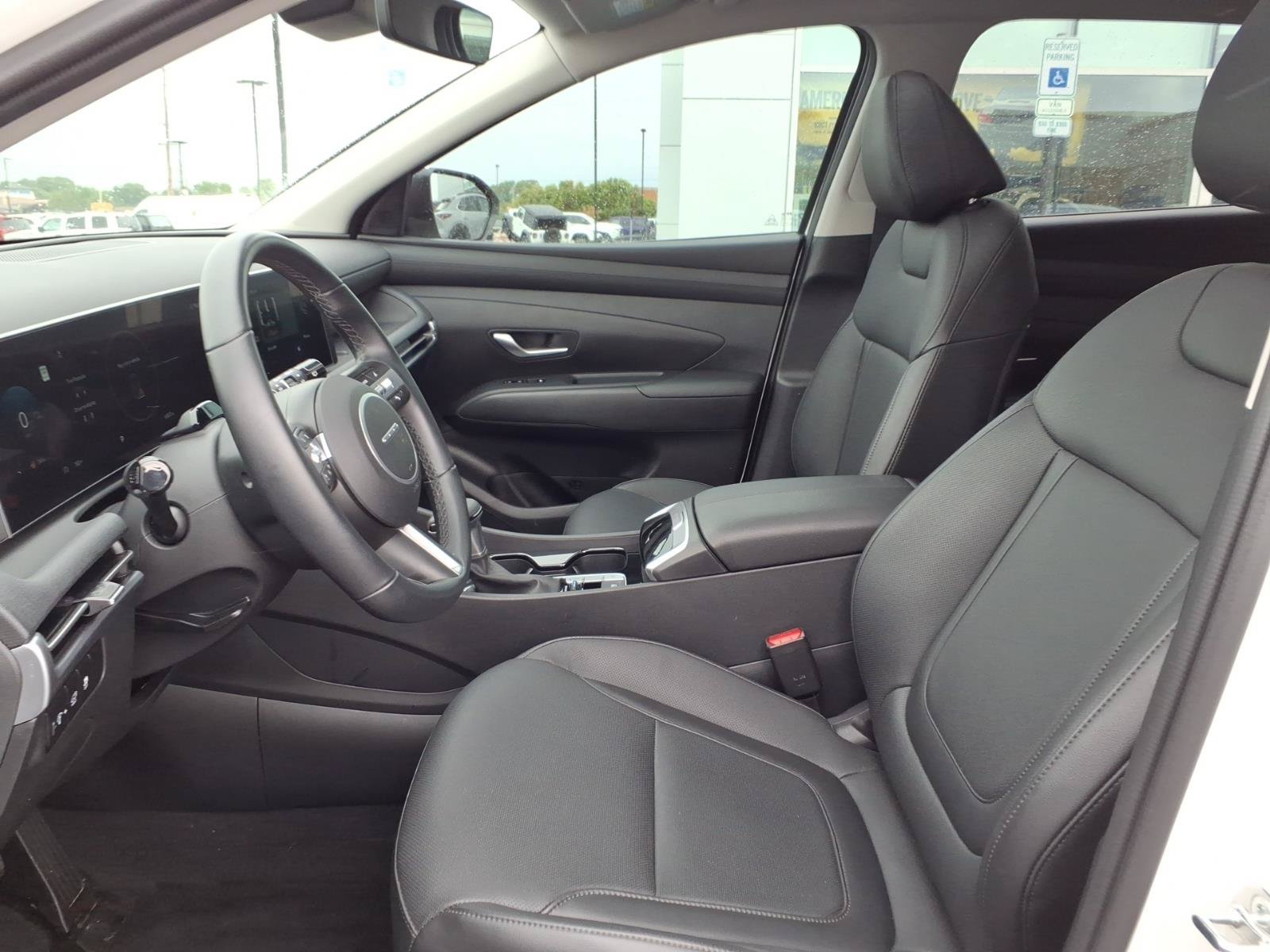 Used 2025 Hyundai Tucson SEL FWD image 27