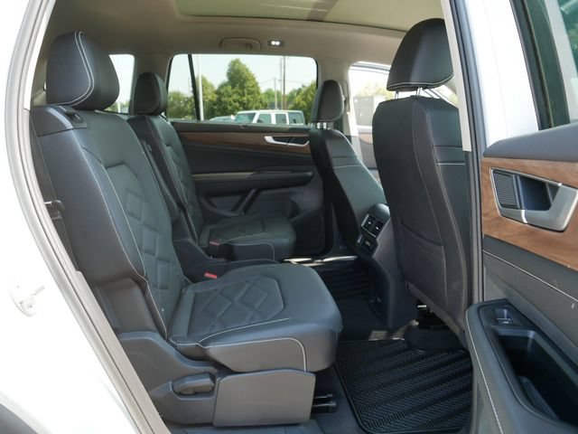 Certified 2026 Volkswagen Atlas SE w/ Panoramic Sunroof Package AWD/4WD image 19