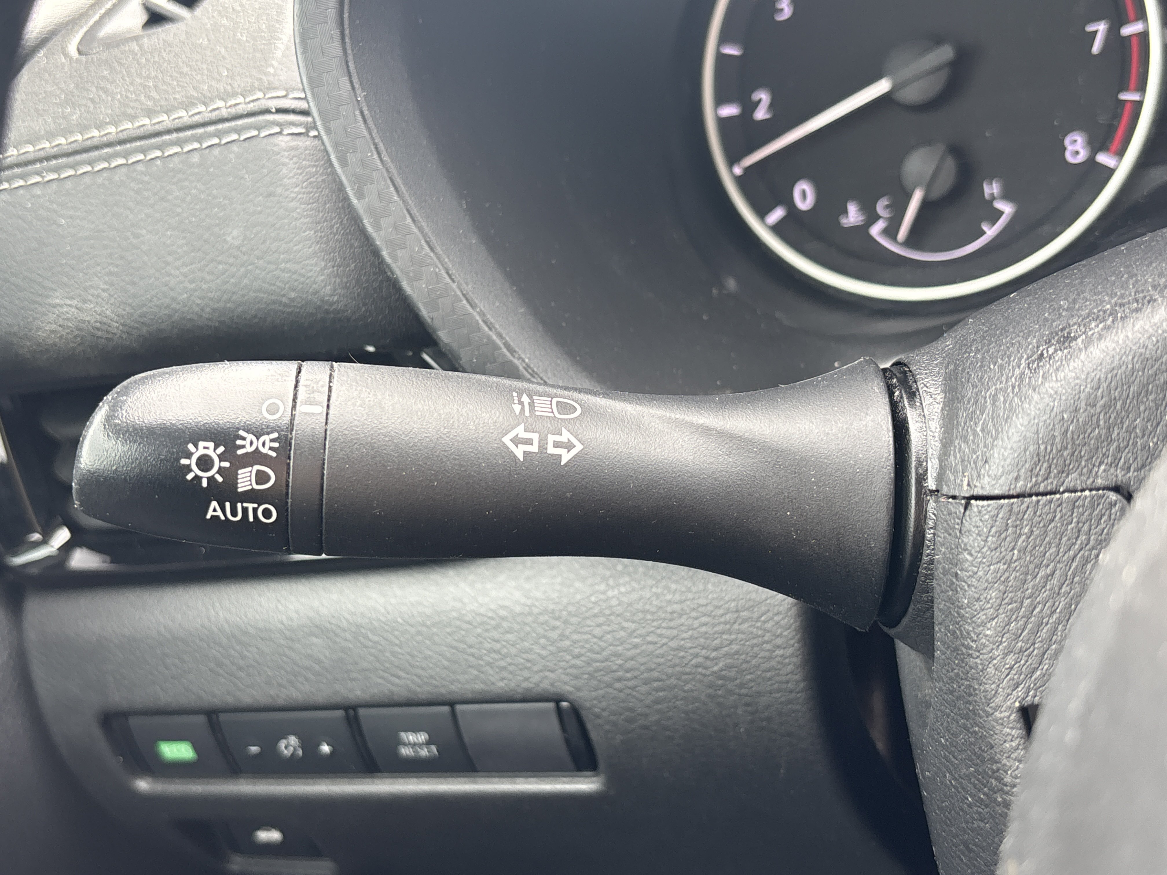 Used 2023 Nissan Sentra SV FWD image 29