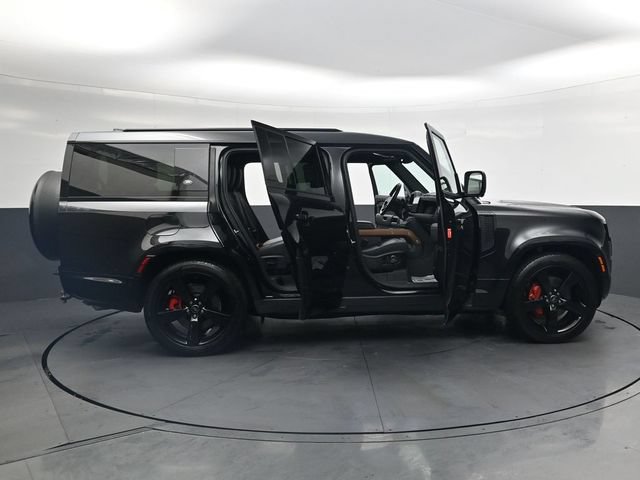 Used 2024 Land Rover Defender 130 X AWD/4WD image 38