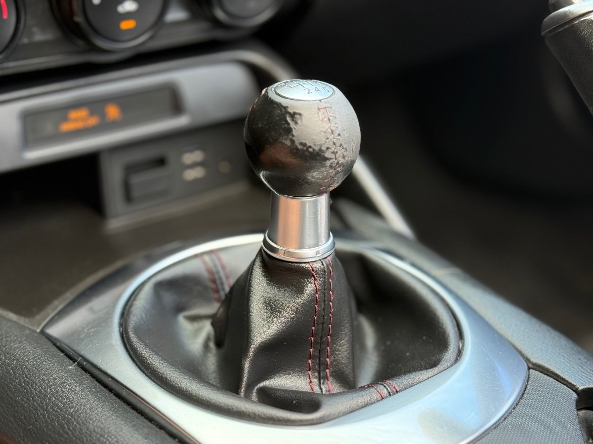 Used 2017 MAZDA MX-5 Miata Club RWD image 24