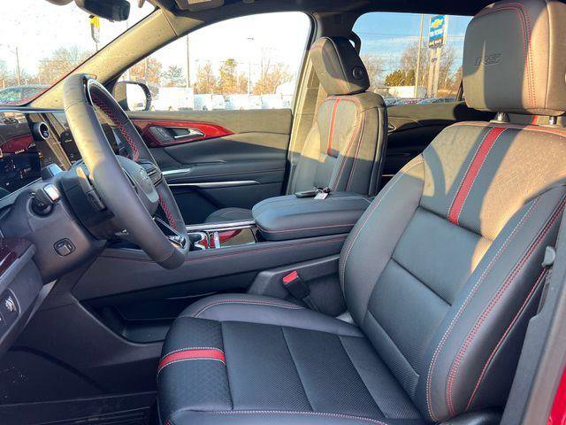 New 2026 Chevrolet Traverse RS w/ LPO, Floor Liner Package image 10