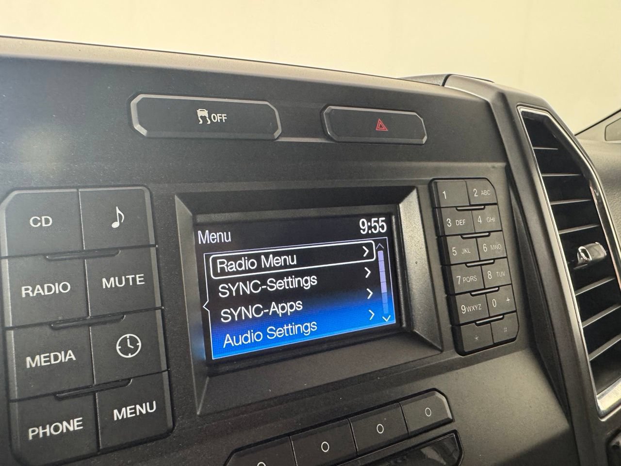 Used 2016 Ford F150 XLT RWD image 15