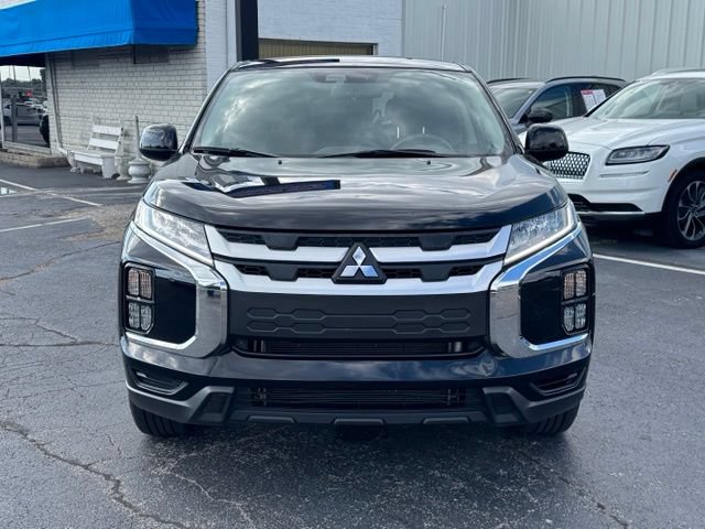 Used 2023 Mitsubishi Outlander Sport ES AWD/4WD image 2