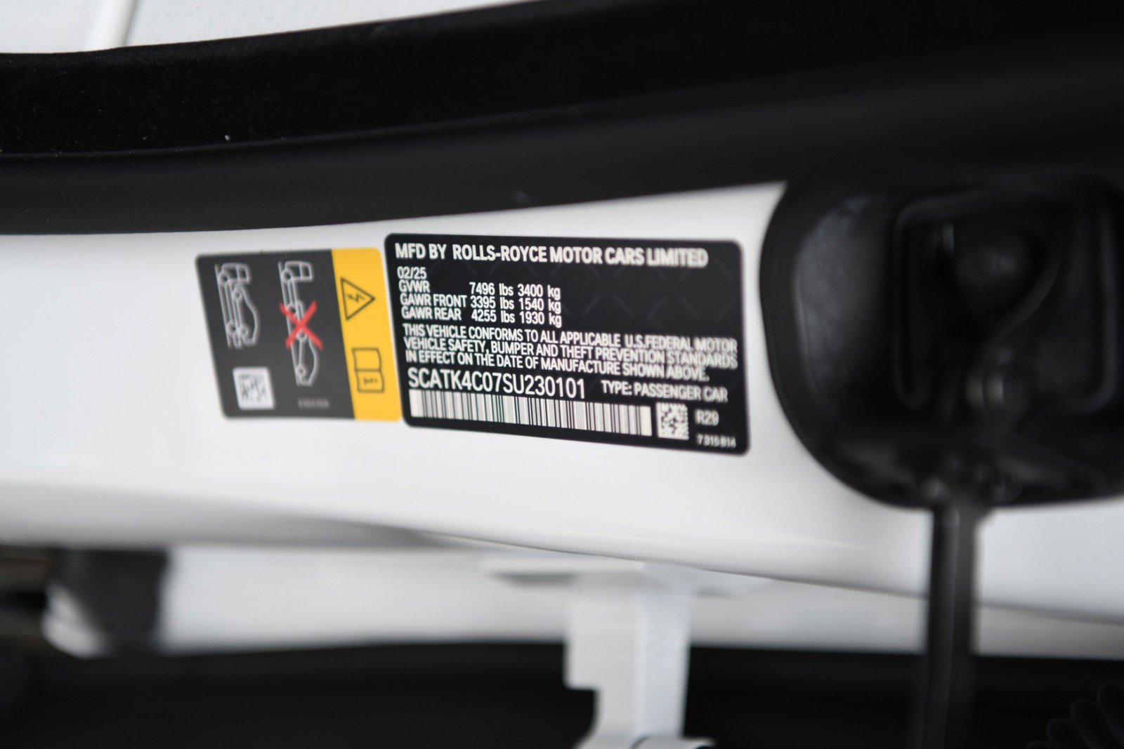 Certified 2025 Rolls-Royce Spectre Black Badge image 29