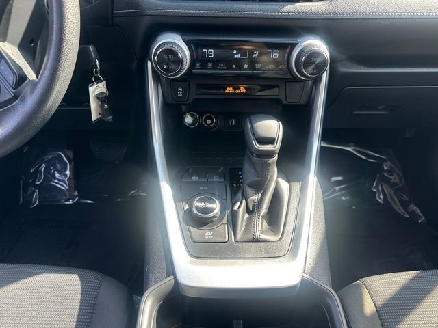 Used 2025 Toyota RAV4 LE image 25