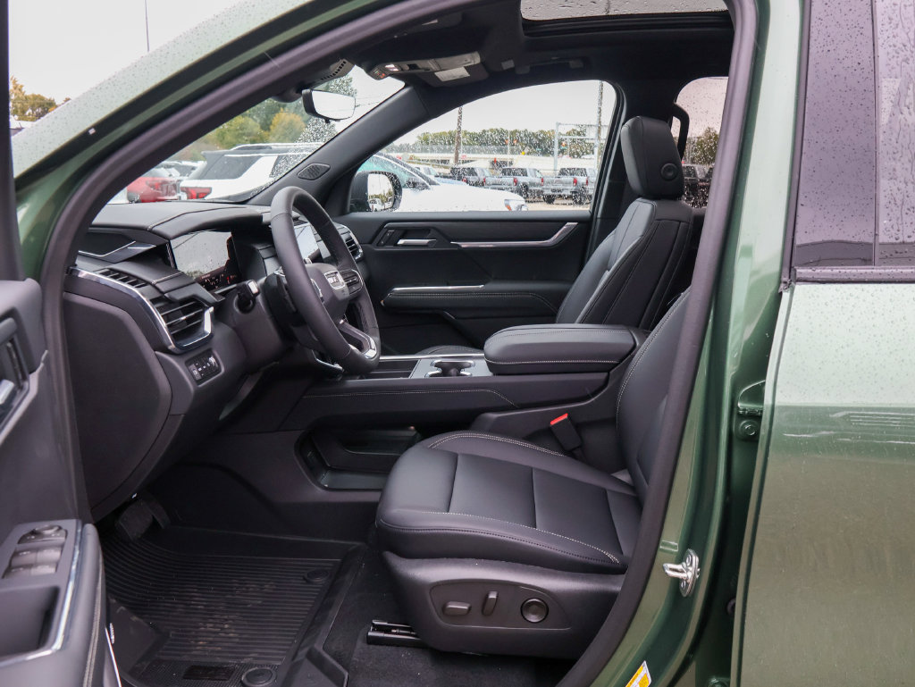 New 2027 GMC Acadia Elevation w/ Elevation Premium Package AWD/4WD image 8