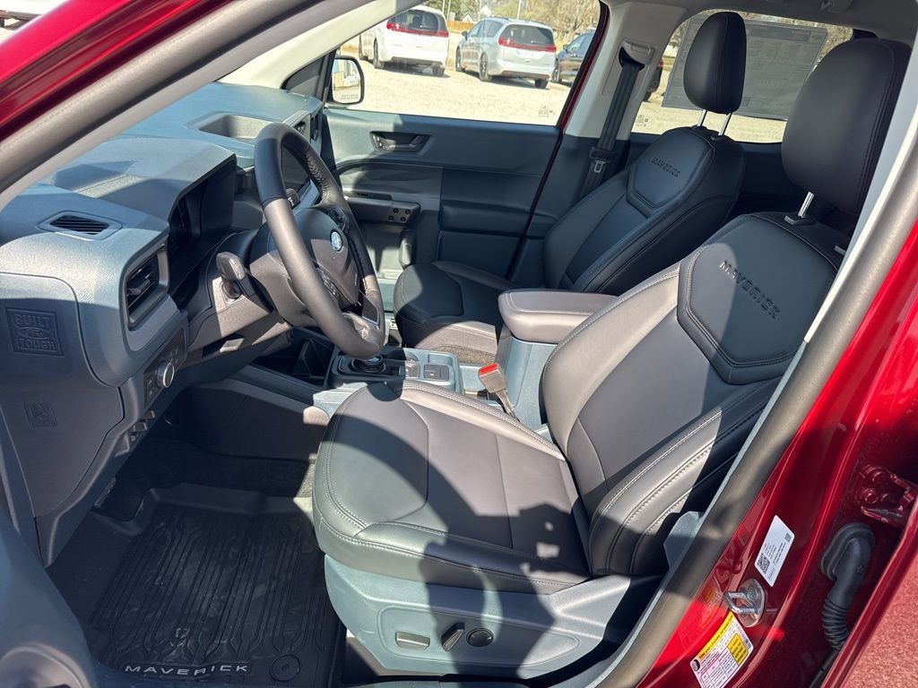 New 2026 Ford Maverick Lariat w/ Black Appearance Package image 20