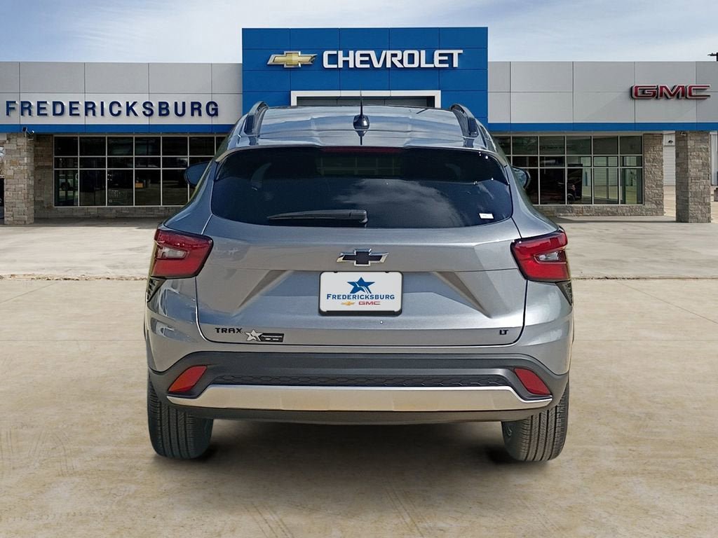 New 2026 Chevrolet Trax LT w/ Sunroof Package image 4