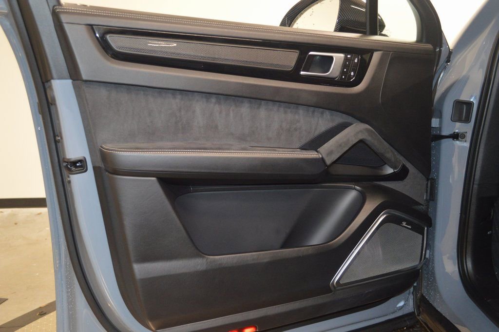 Certified 2023 Porsche Cayenne Turbo GT image 17