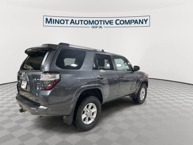 Used 2023 Toyota 4Runner SR5 AWD/4WD image 8