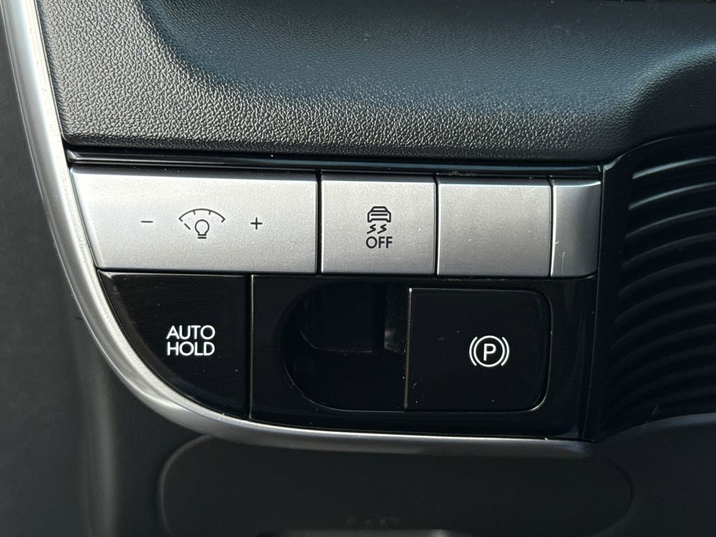 Used 2024 Hyundai Ioniq 5 SE image 25