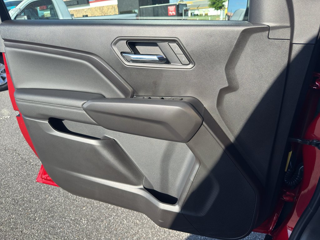 New 2026 Chevrolet Colorado LT w/ LT Convenience Package AWD/4WD image 9