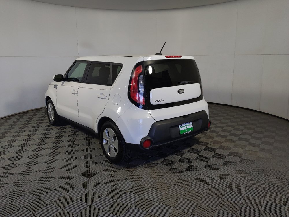 Used 2016 Kia Soul FWD image 6