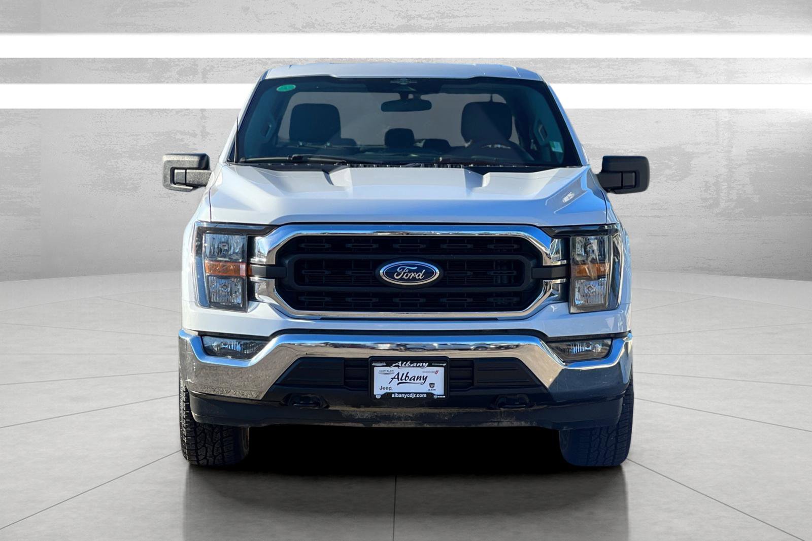 Used 2023 Ford F150 XLT image 3