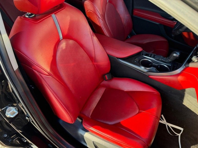 Used 2023 Toyota Camry XSE image 11