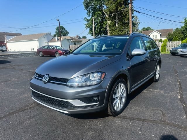 Used 2019 Volkswagen Golf Alltrack S AWD/4WD image 3
