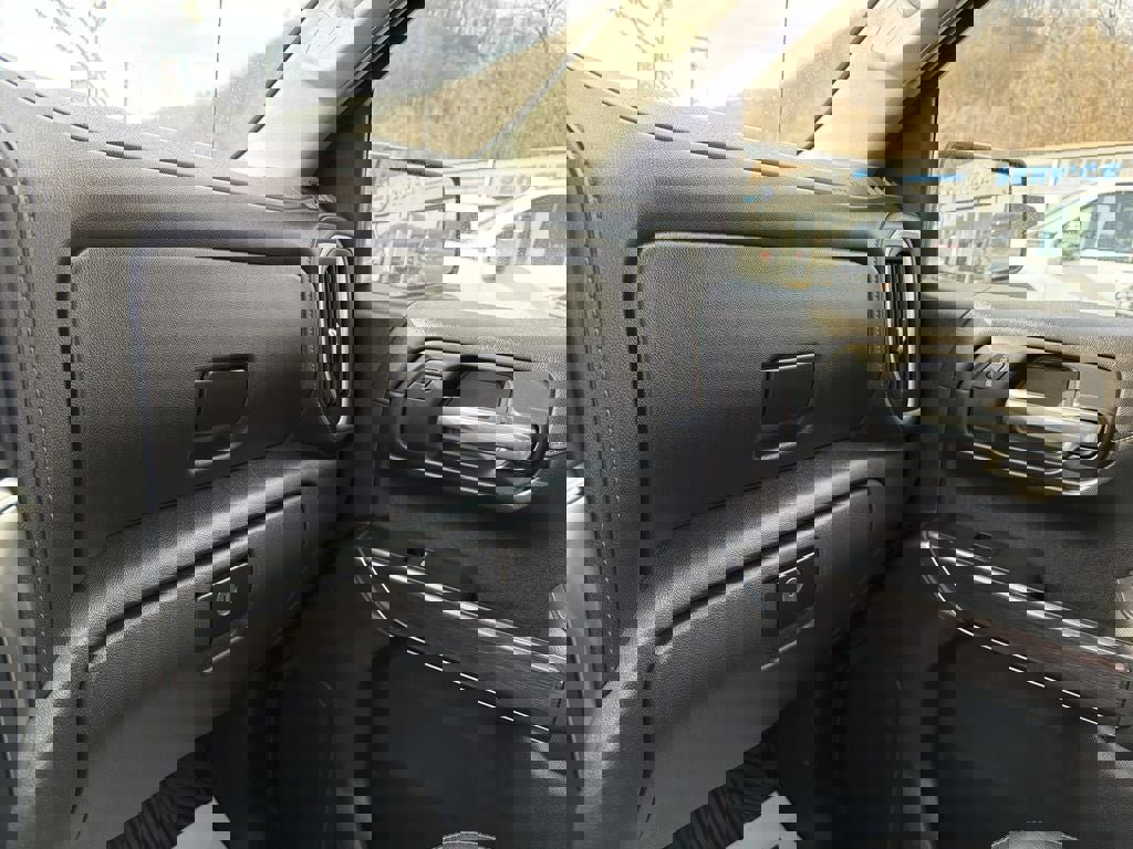 Used 2019 Chevrolet Silverado 1500 LTZ w/ LTZ Plus Package image 21