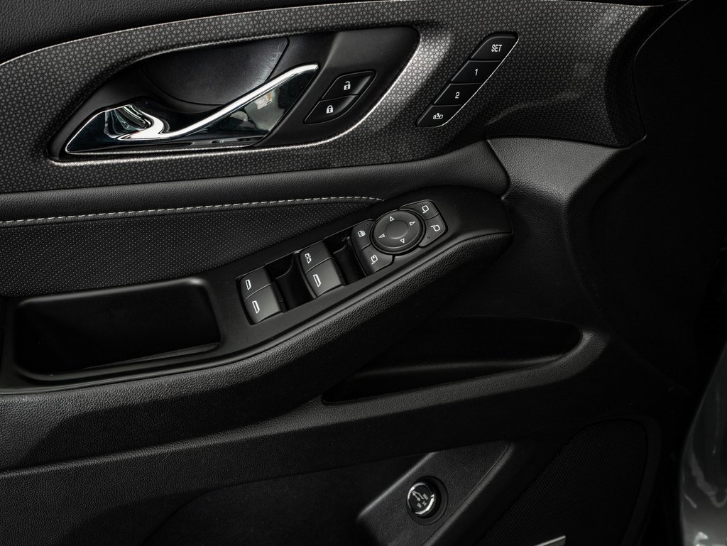 Used 2023 Chevrolet Traverse Premier image 27