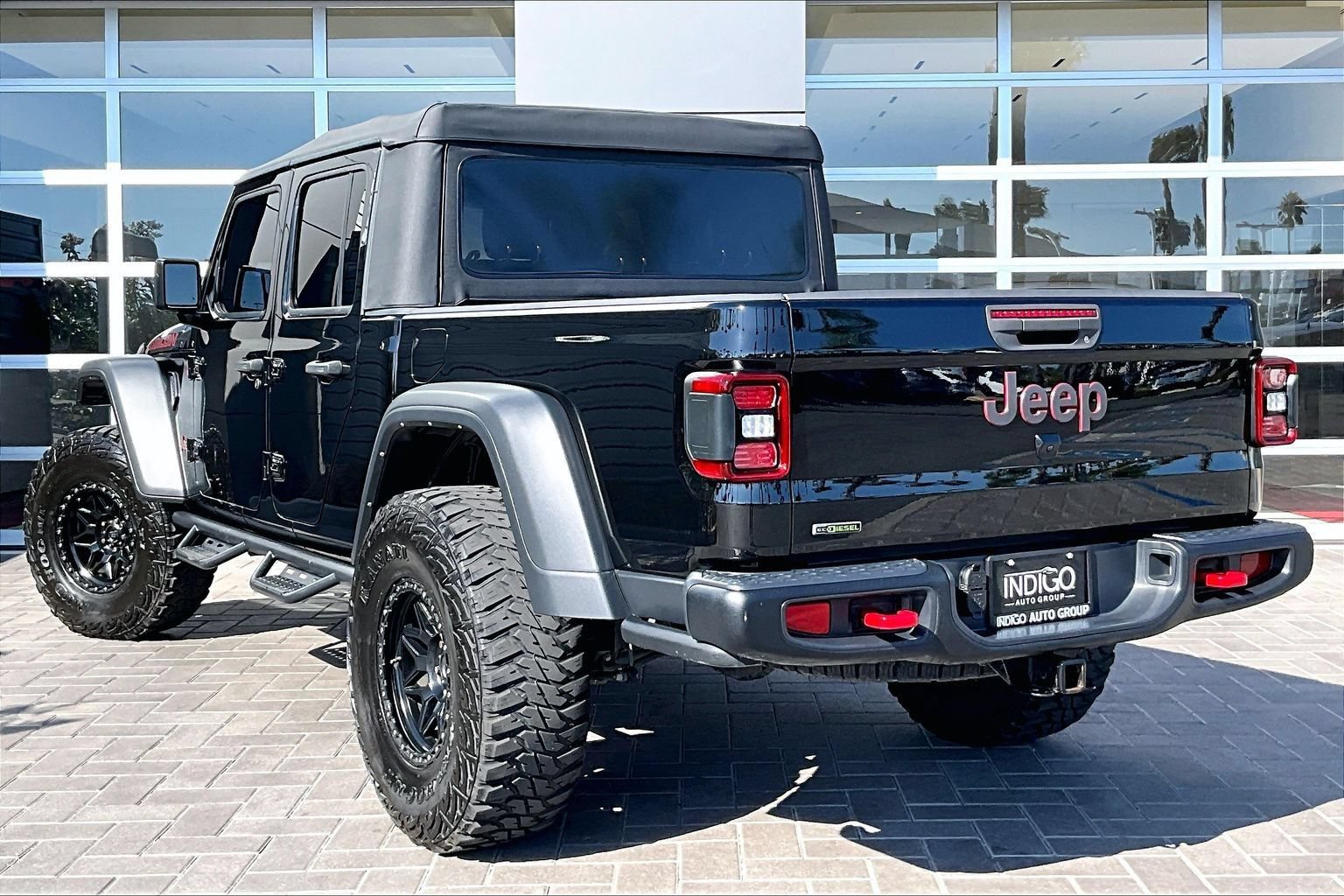 Used 2022 Jeep Gladiator Rubicon w/ LED Lighting Group AWD/4WD image 12