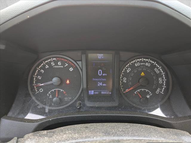 Used 2020 Toyota Tacoma SR w/ SR Convenience Package RWD image 15