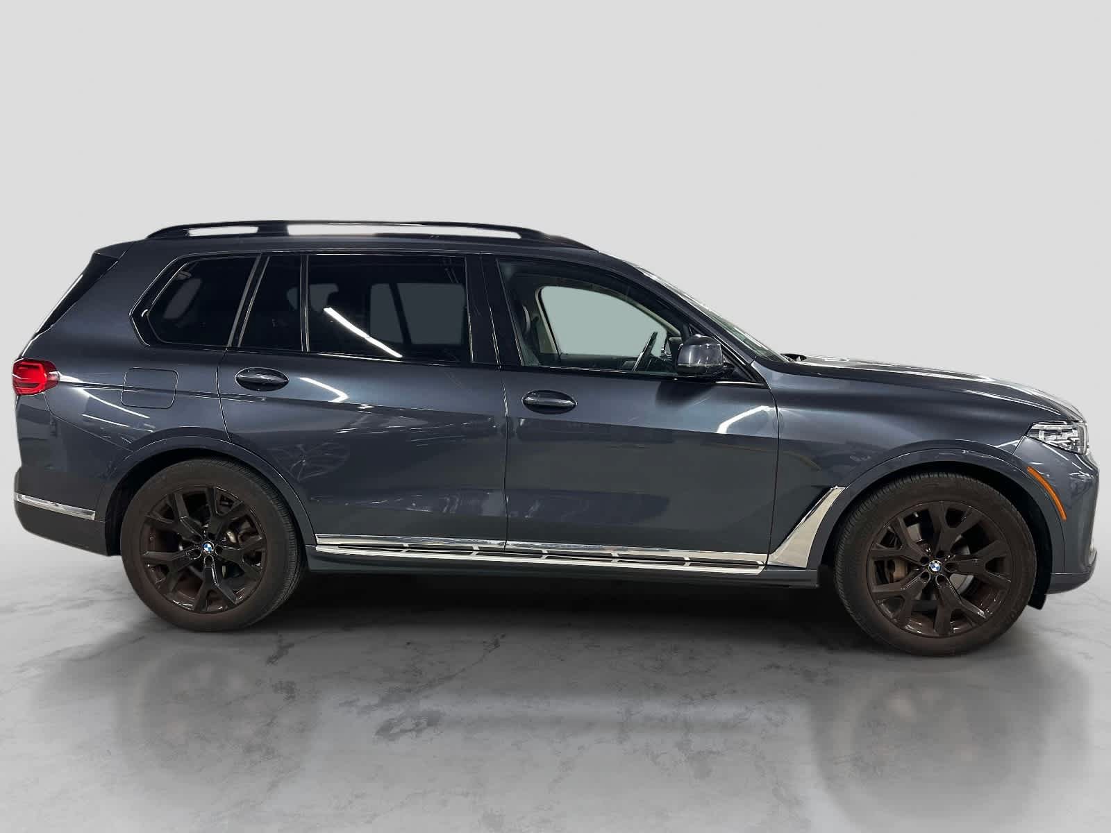 Used 2021 BMW X7 xDrive40i w/ Cold Weather Package AWD/4WD image 6