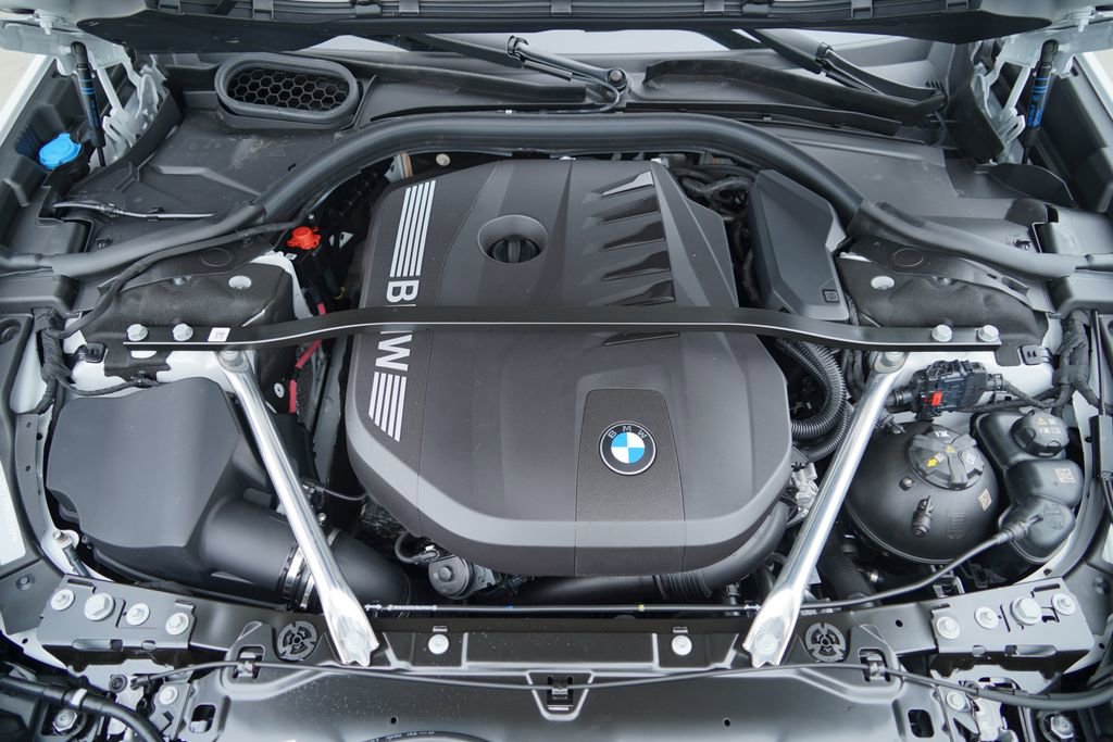 New 2026 BMW 740i w/ Premium Package RWD image 20