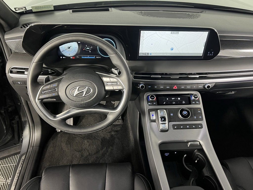 Used 2025 Hyundai Palisade Calligraphy image 15