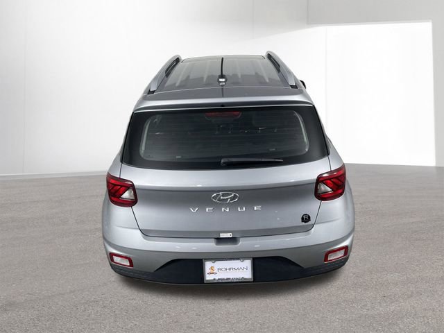 Used 2025 Hyundai Venue SEL image 38