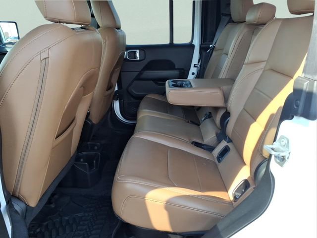 Used 2020 Jeep Gladiator Overland w/ Cold Weather Group AWD/4WD image 22