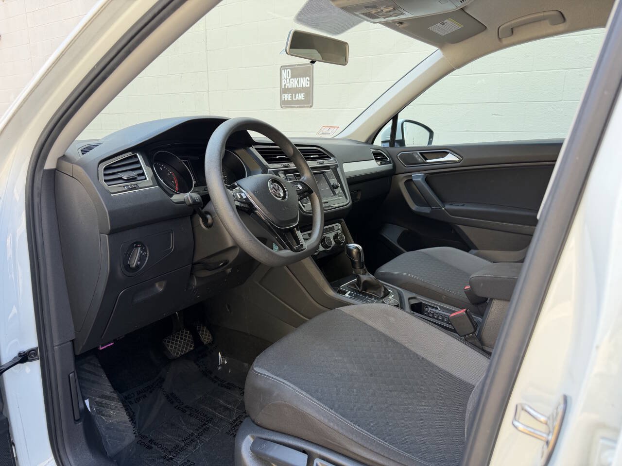 Used 2018 Volkswagen Tiguan S AWD/4WD image 25