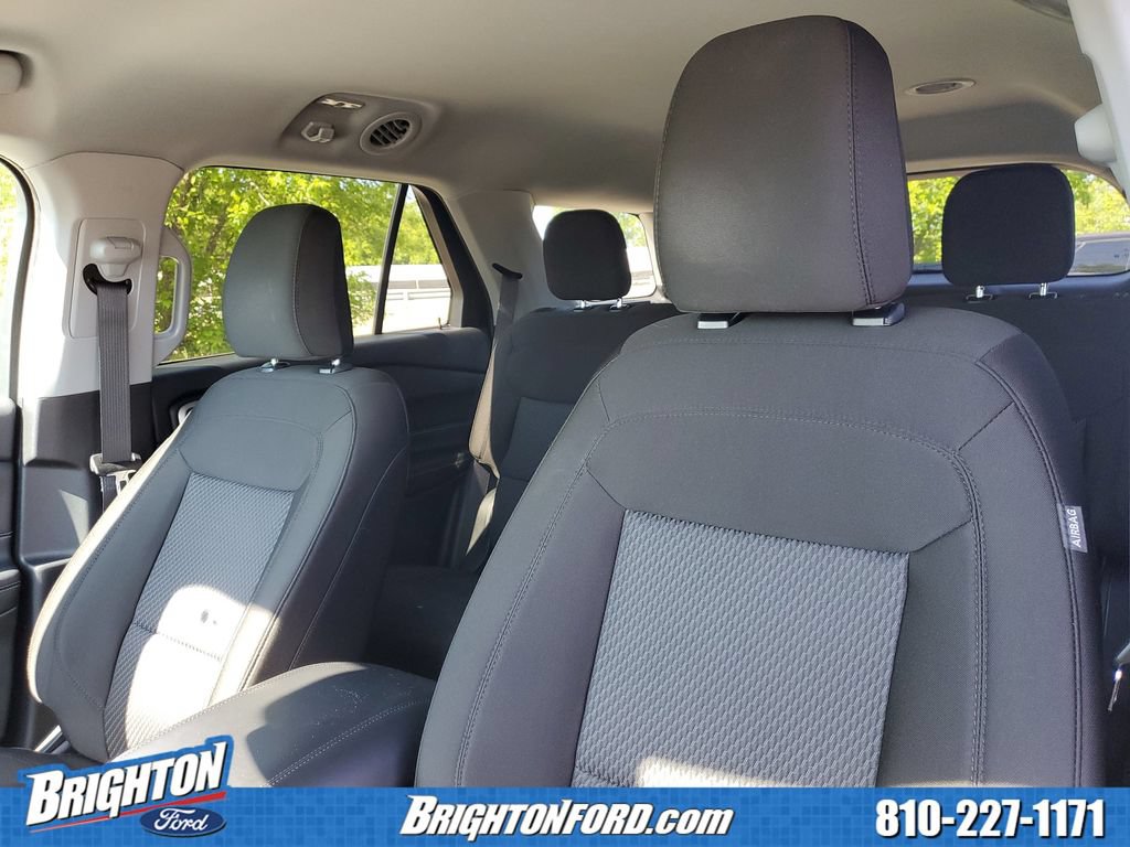 Certified 2024 Ford Explorer XLT AWD/4WD image 11