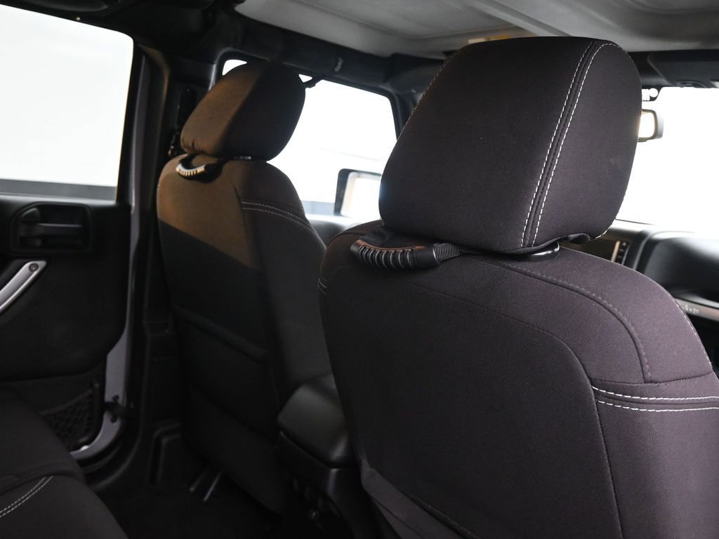 Used 2013 Jeep Wrangler Unlimited Sahara w/ Dual Top Group image 15