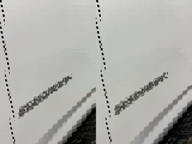 Used 2023 Chevrolet Suburban Premier image 31