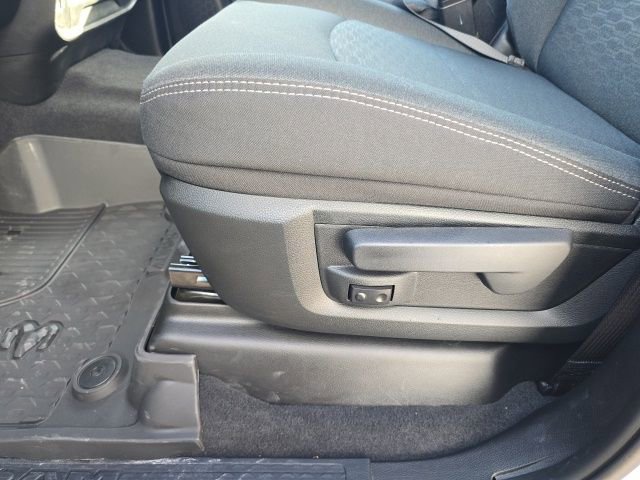 Used 2025 RAM 3500 Tradesman image 13