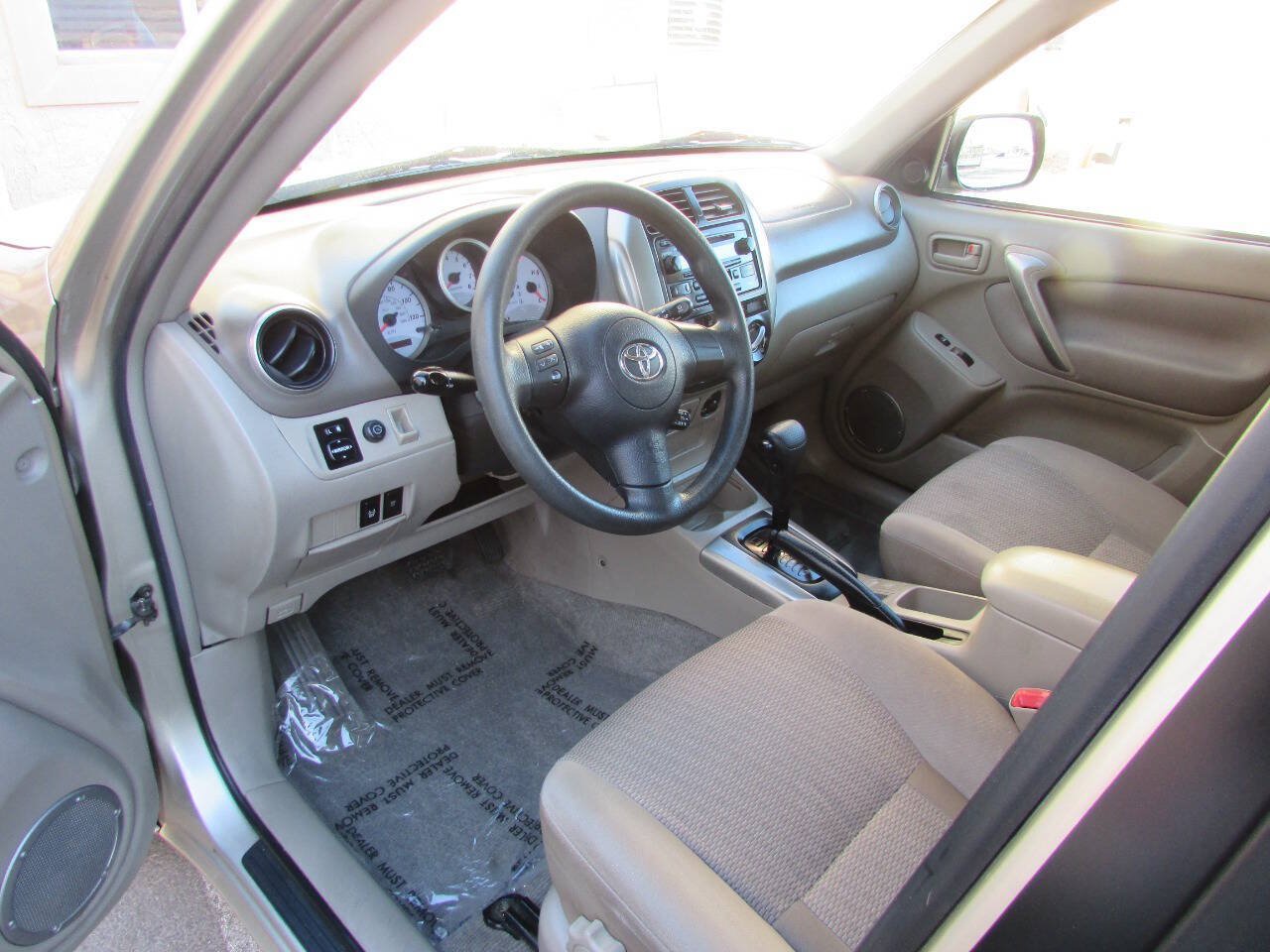 Used 2005 Toyota RAV4 2WD image 16