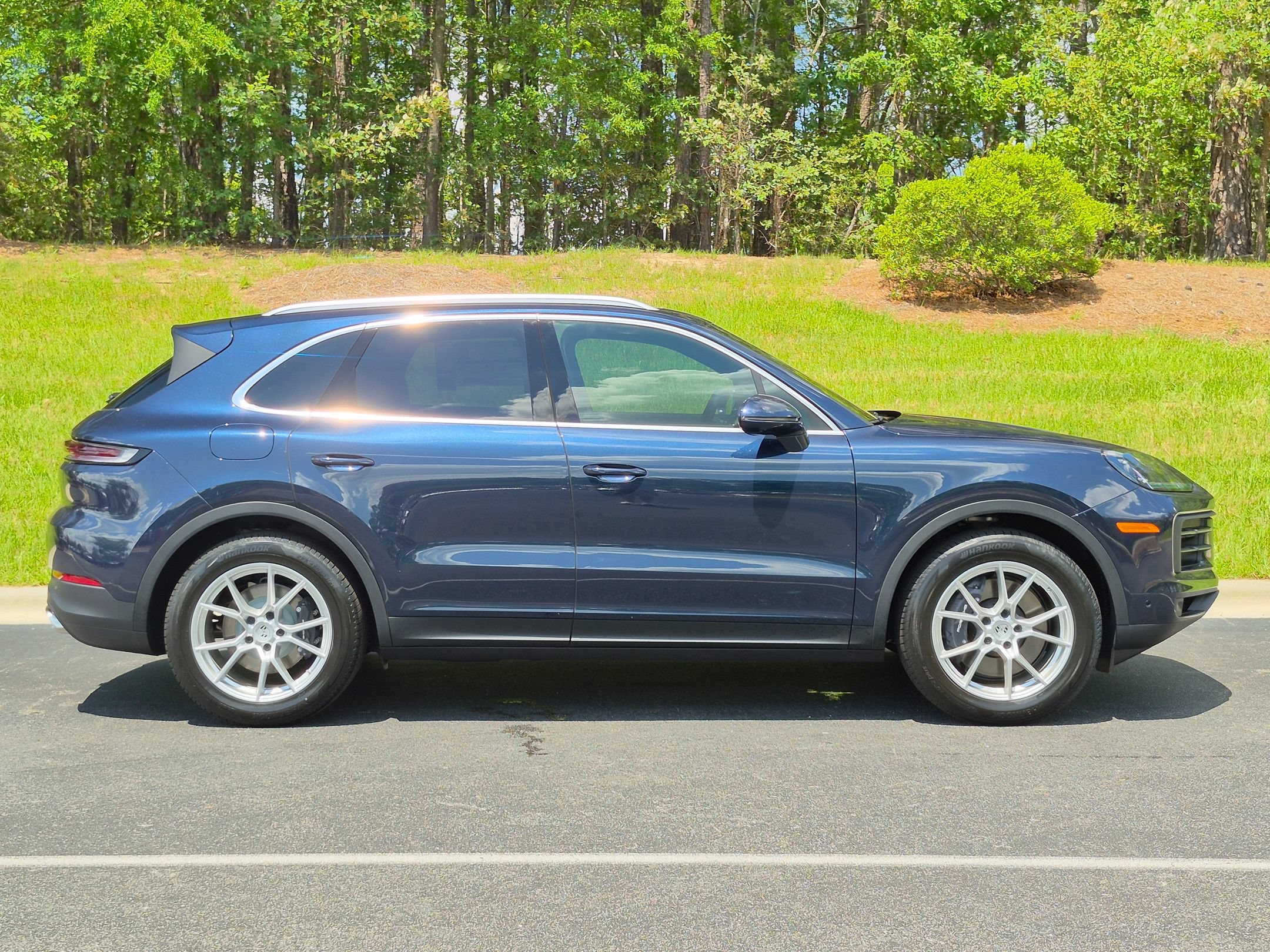 New 2026 Porsche Cayenne AWD/4WD image 32