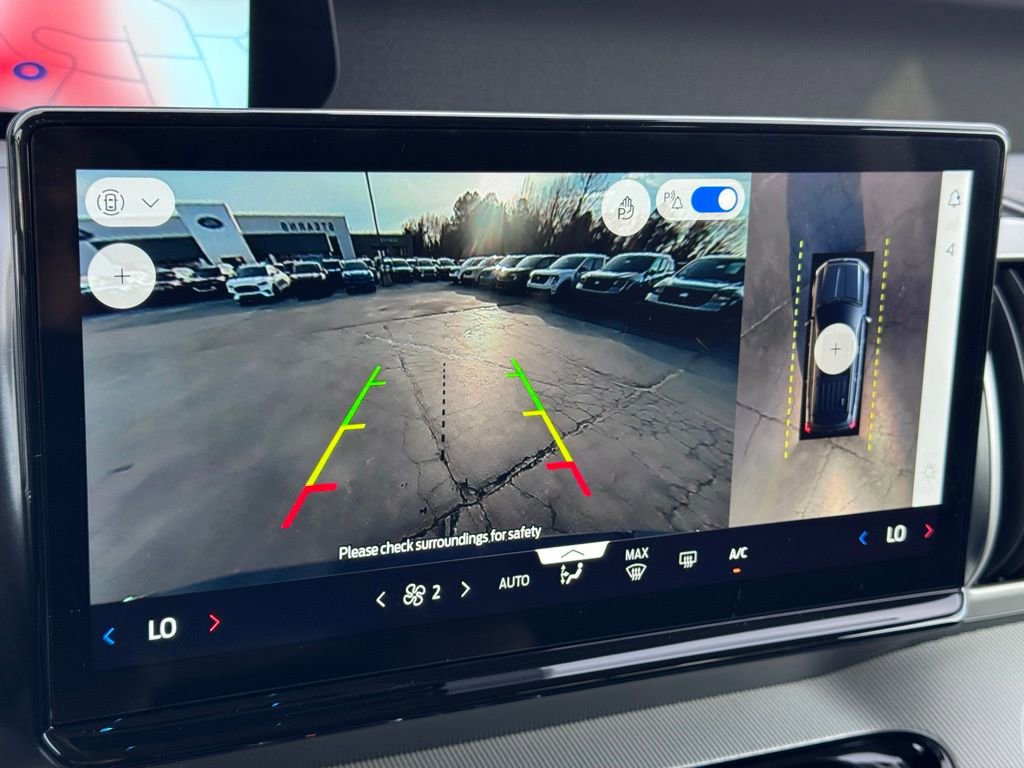 Used 2025 Ford Expedition Max Active image 11