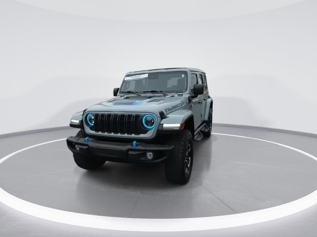 Used 2024 Jeep Wrangler Unlimited Rubicon 4xe image 3