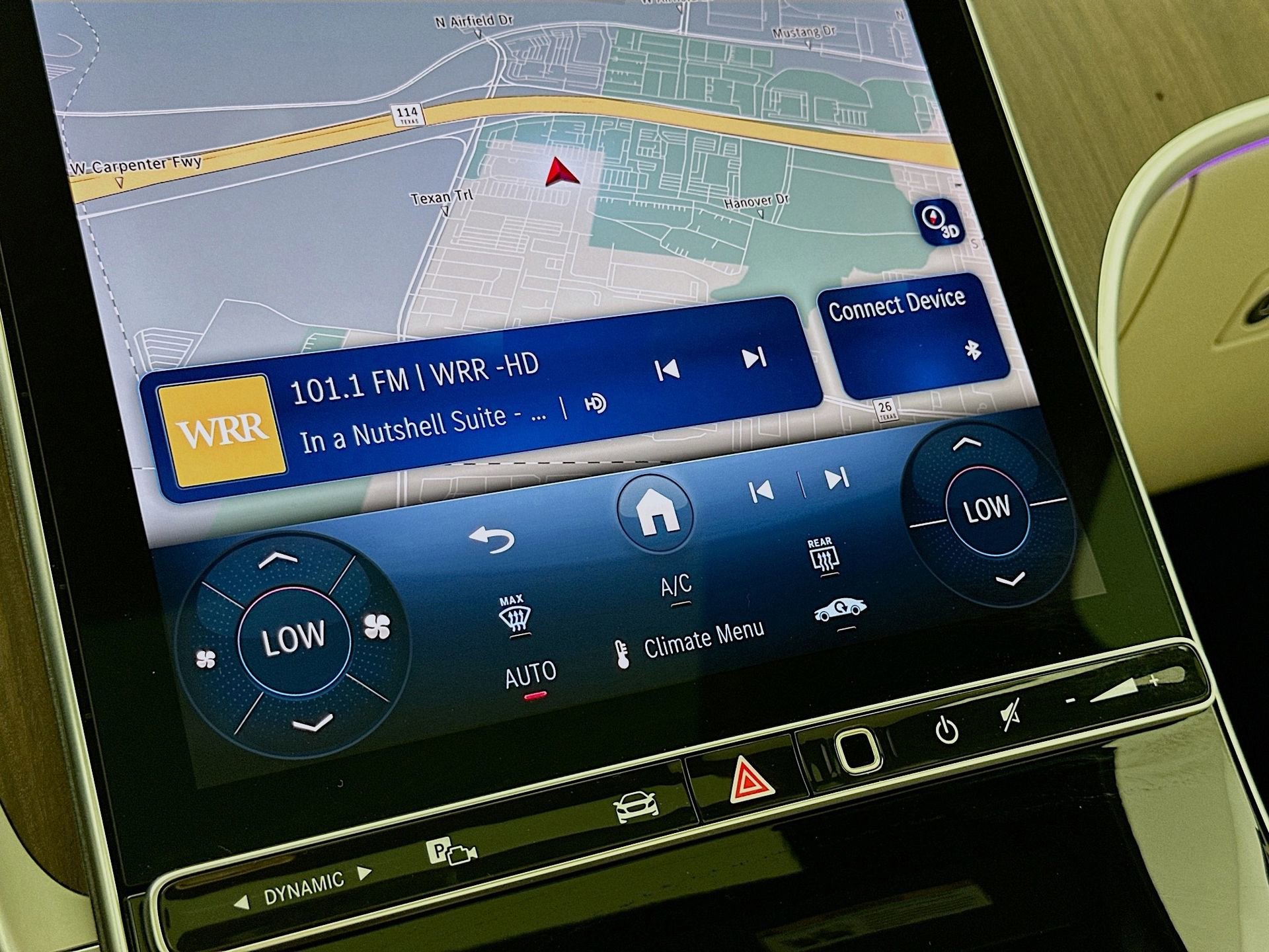 Certified 2025 Mercedes-Benz C 300 Sedan image 17