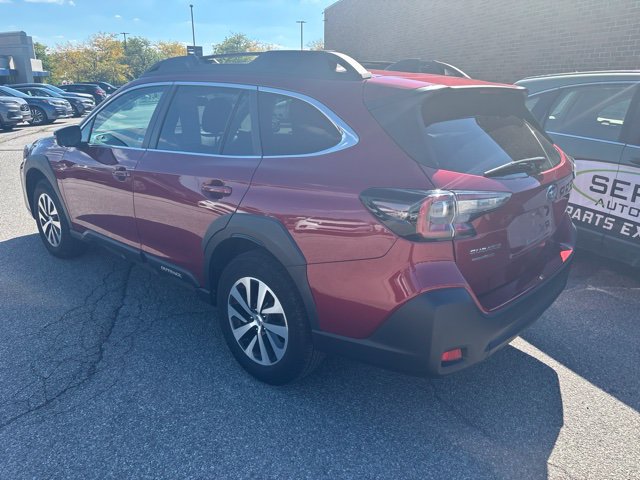Used 2024 Subaru Outback Premium AWD/4WD image 4