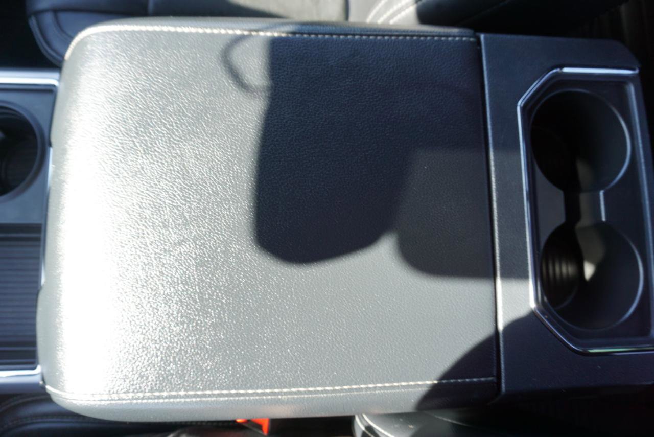 Used 2022 Ford F350 Lariat image 24